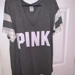 v-neck Victoria’s Secret PINK t-shirt